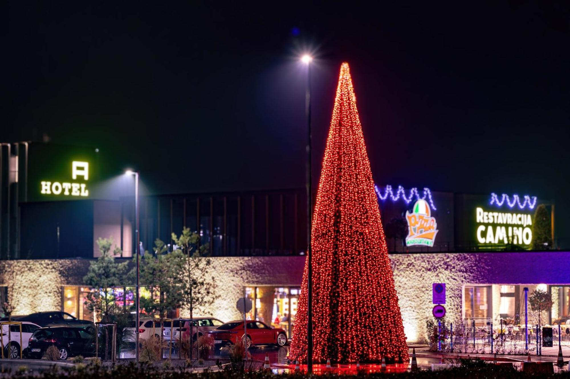 צליה Hotel A Plus מראה חיצוני תמונה