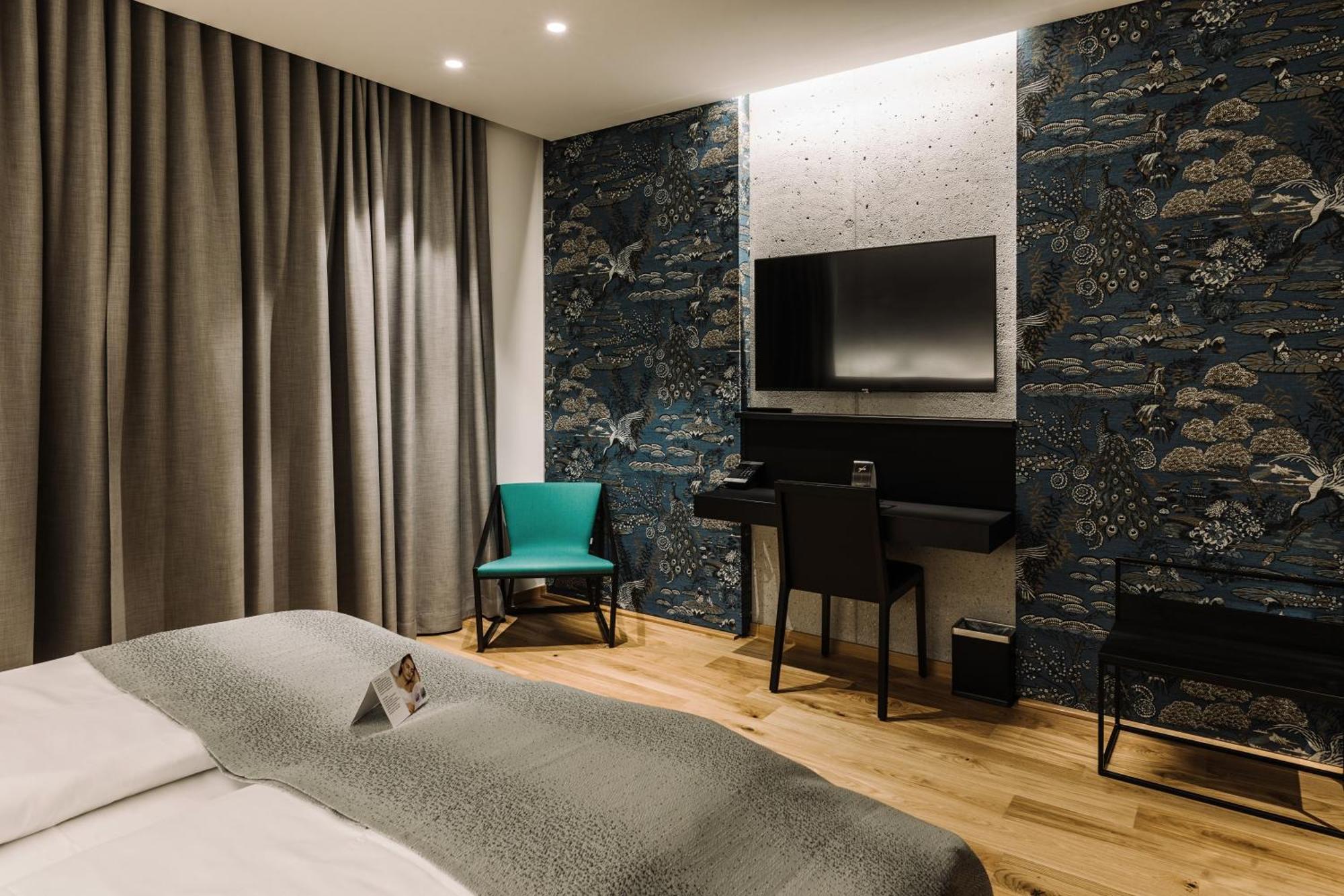 צליה Hotel A Plus חדר תמונה